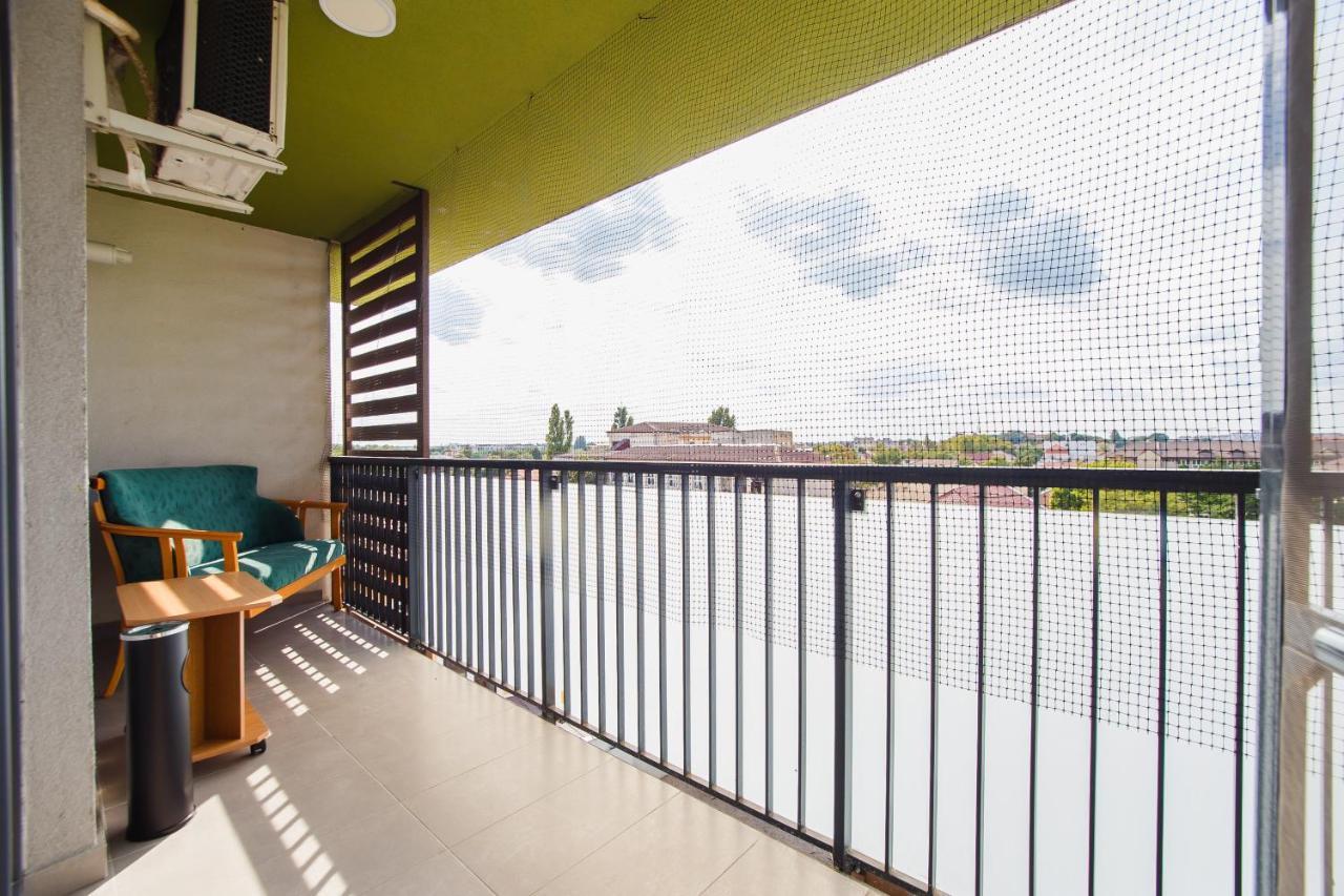 Elegant & Spacious - Central Apartment Oradea Dış mekan fotoğraf