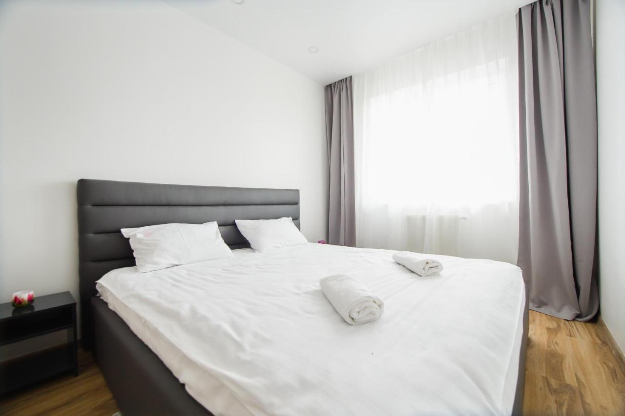 Elegant & Spacious - Central Apartment Oradea Dış mekan fotoğraf