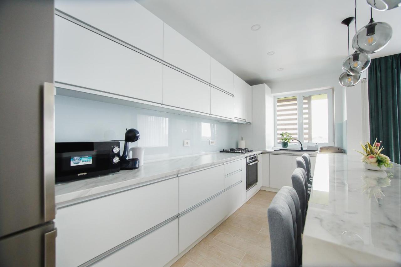 Elegant & Spacious - Central Apartment Oradea Dış mekan fotoğraf