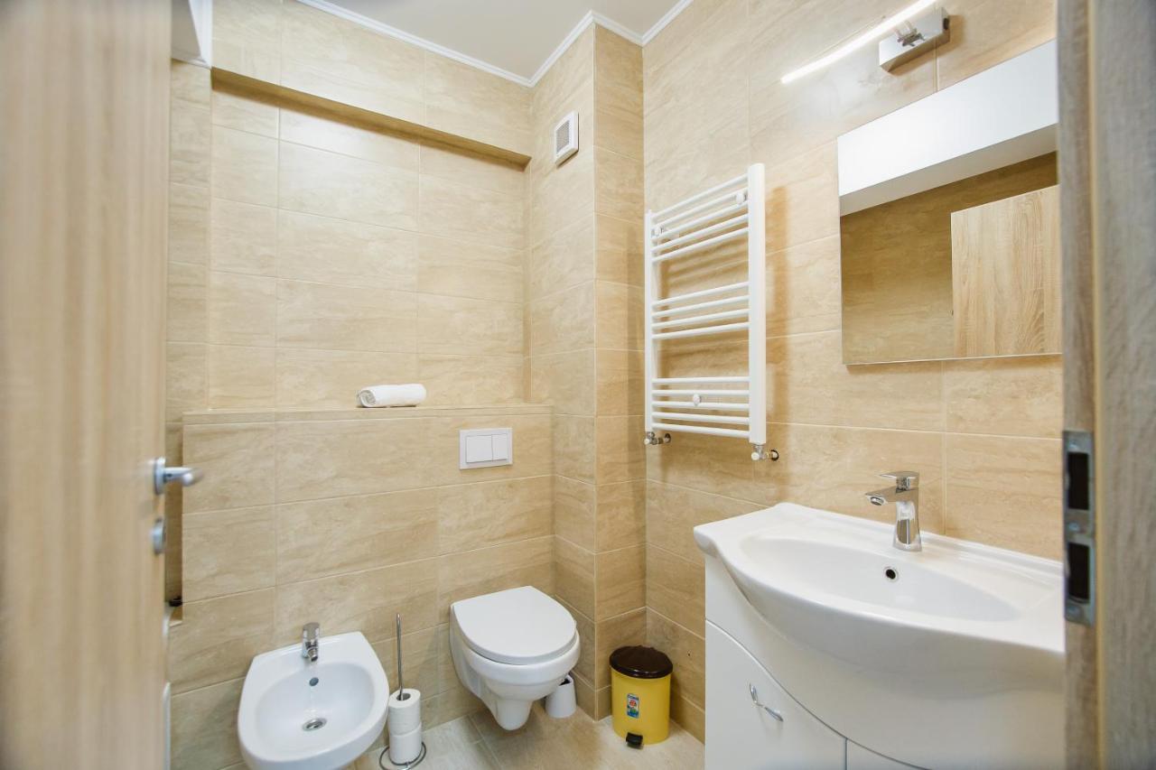 Elegant & Spacious - Central Apartment Oradea Dış mekan fotoğraf