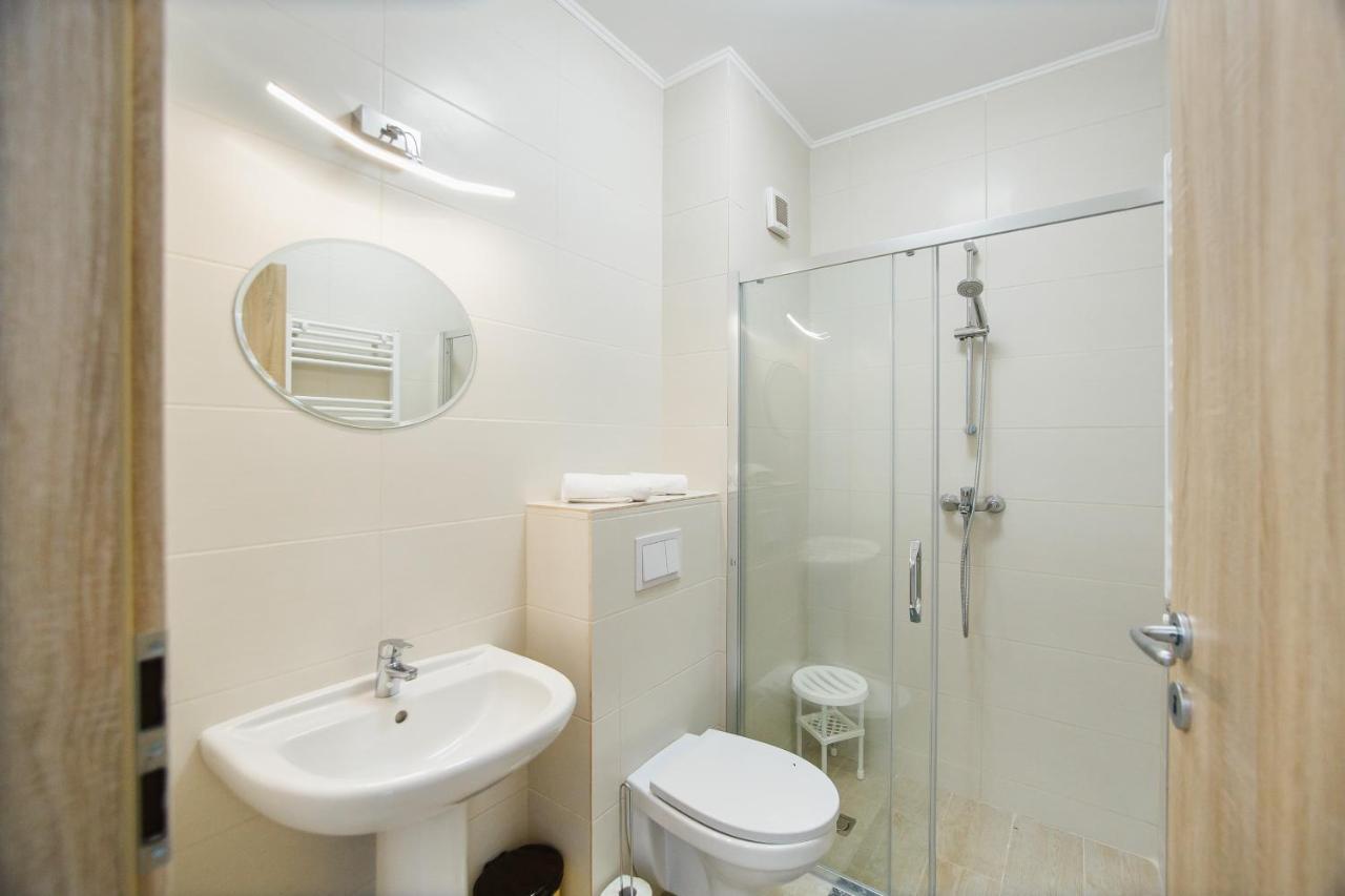 Elegant & Spacious - Central Apartment Oradea Dış mekan fotoğraf