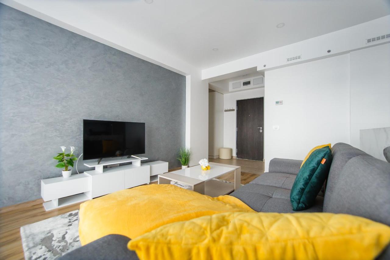 Elegant & Spacious - Central Apartment Oradea Dış mekan fotoğraf