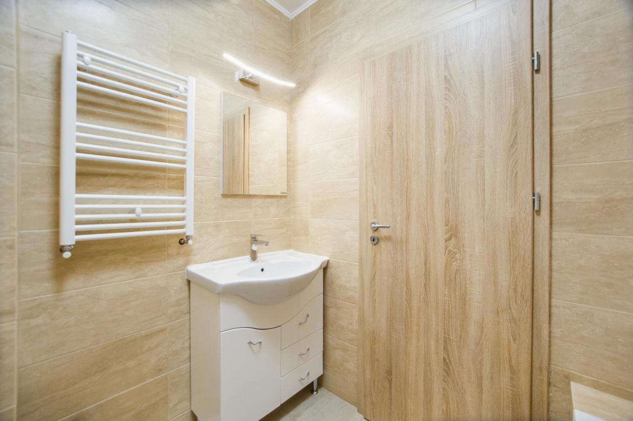 Elegant & Spacious - Central Apartment Oradea Dış mekan fotoğraf